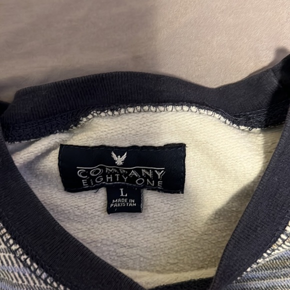 Company eighty one sweater - Picture 2 of 2